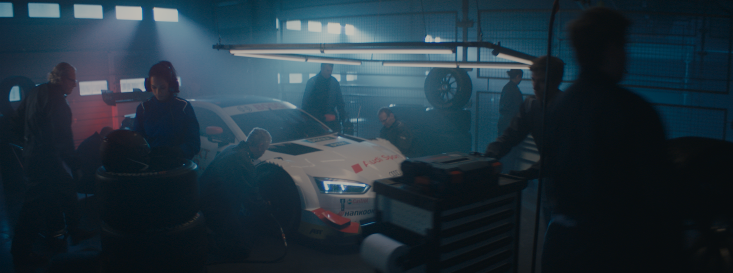 Bosch Car Service - The Door